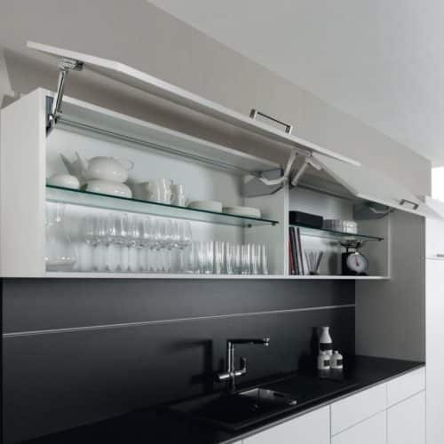 Ảnh thực tế bộ tay nâng FREE SWING Hafele 493.05.774, đen